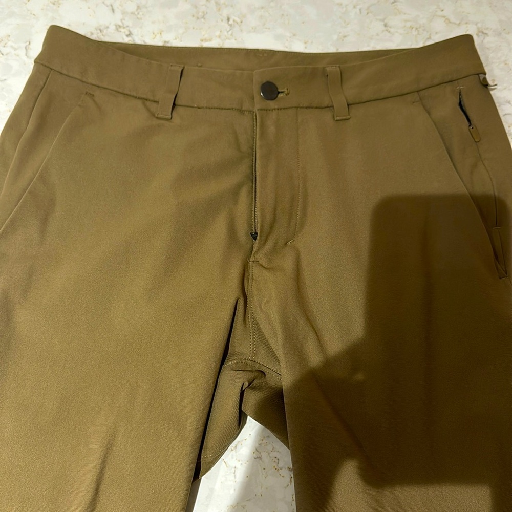 Men’s lululemon slim fit commission trouser 30x32